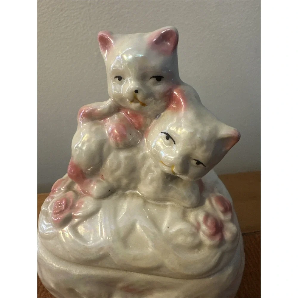 Vtg Lusterware Pink White Cat Kitten Heart Shaped Trinket Vanity Box Valentine's